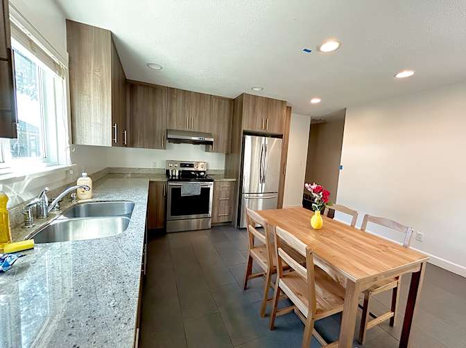 Photo of Shahram's room