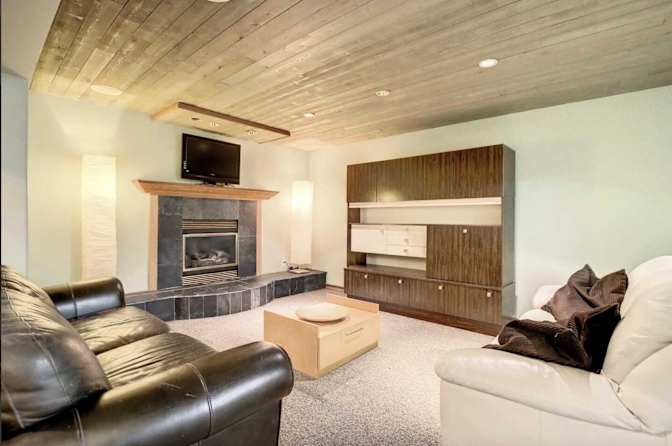 Canmore Rental's room