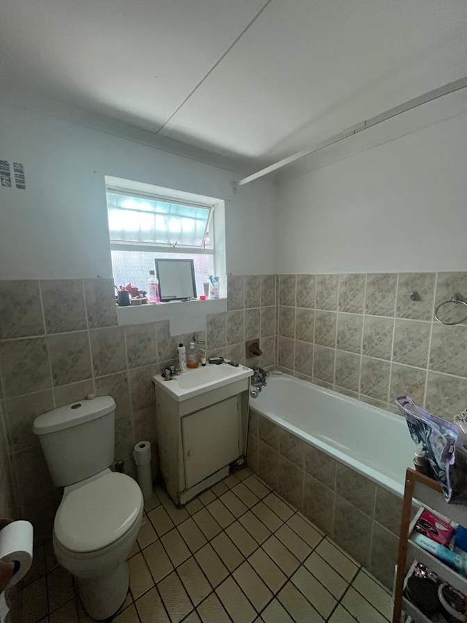 Photo of Celine Samantha Solomons's room
