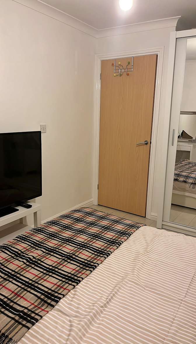 Photo of Esra Hughes's room