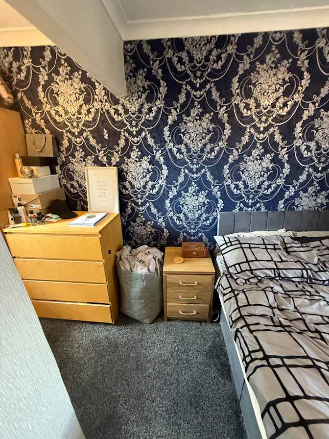 Photo of Isaac's room