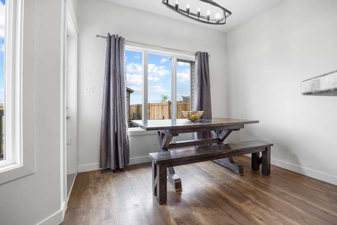 Stonyplainrental's room