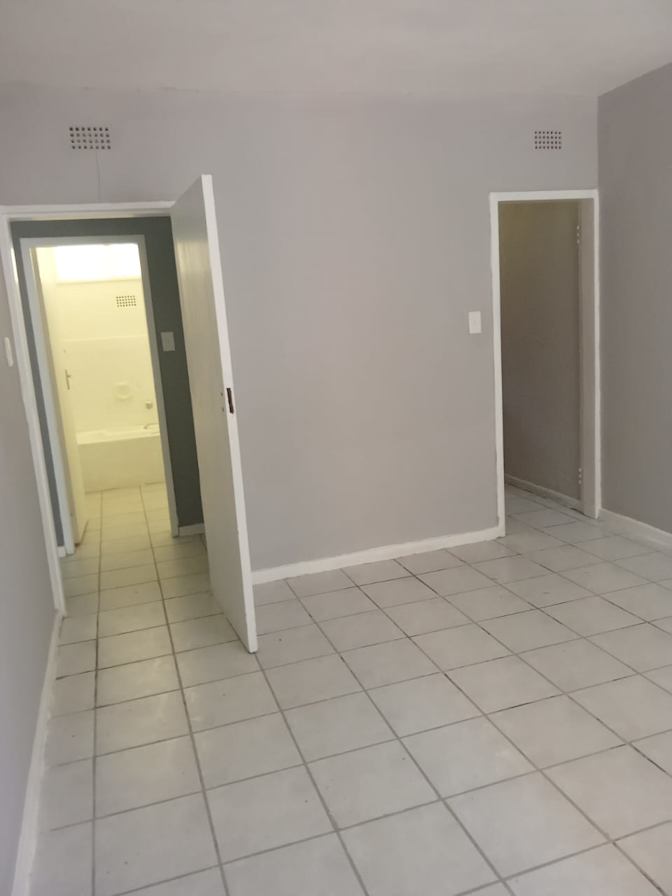 Photo of Tirelo's room
