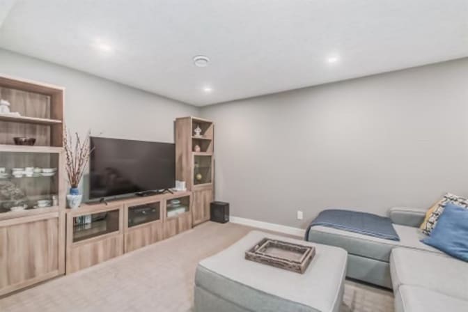 Gurpreet Hansra's room