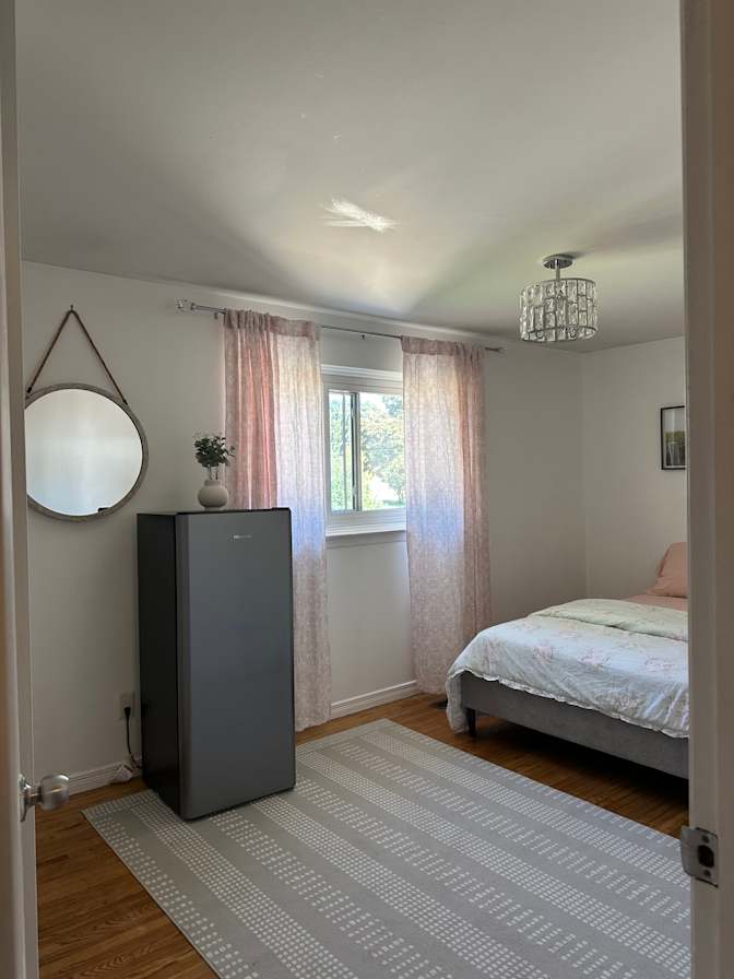 Photo of Sandy's room