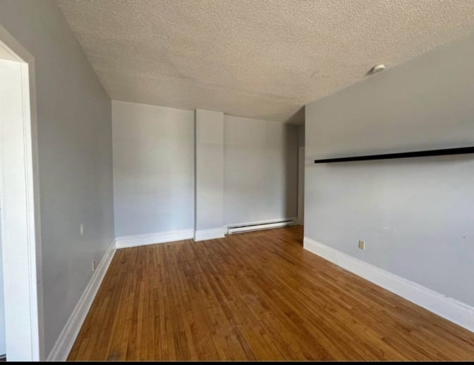 Daniel MacKinnon's room