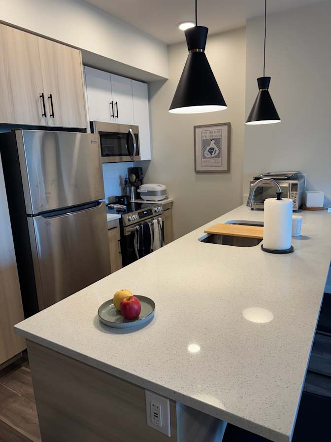 kaitlin sweetapple's room