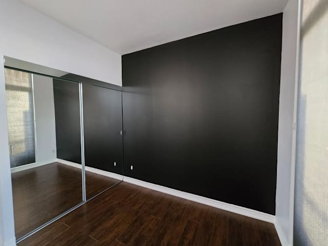 Photo of Julia Girmenia's room