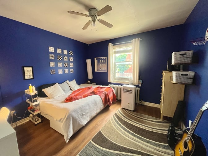 Photo of Sarah St's room