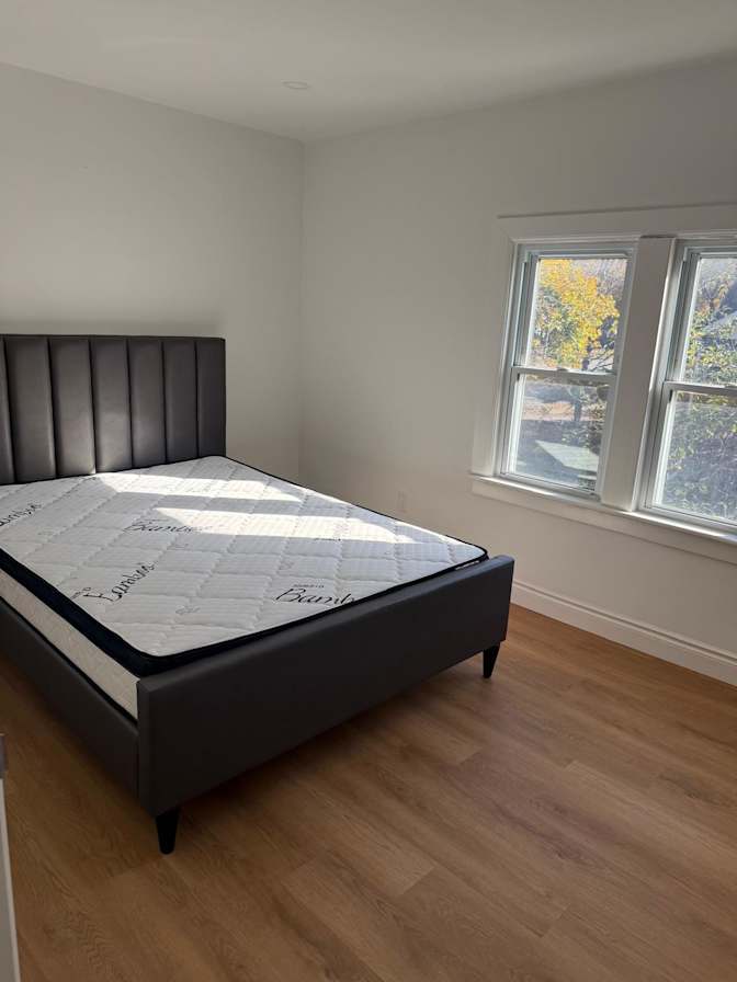 Photo of Gurpreet Sandhu's room