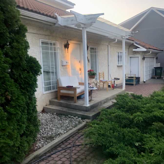 Steve Tanasiuk's room