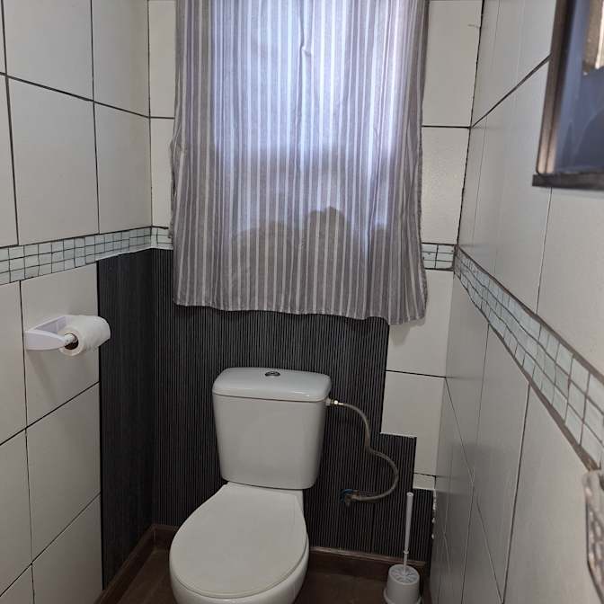 Photo of Khumbu's room