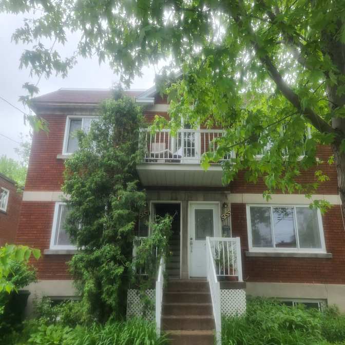 Photo of Asis's room