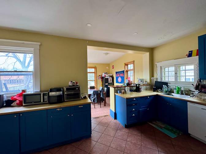 Stephanie Warren's room