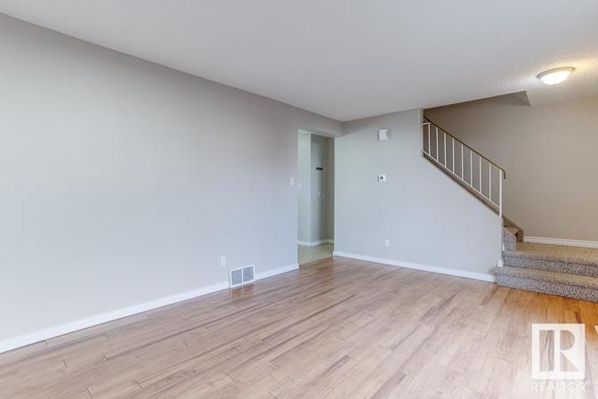 Antonios Roussos's room