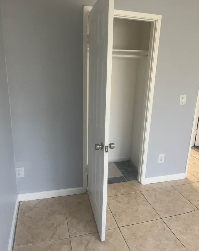 Room share to rent Las Vegas, Nevada 89101 2 bedr...