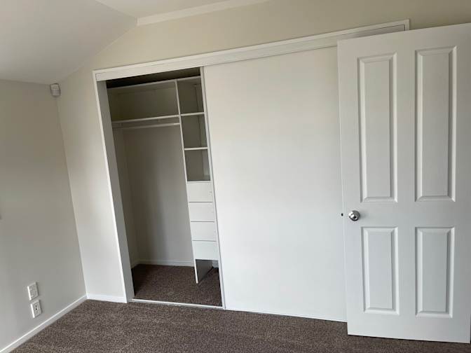 Photo of Elvis Koon's room