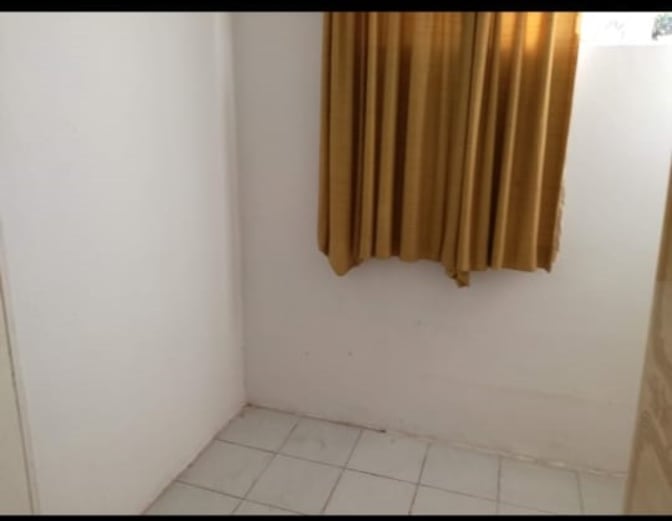 Photo of Jezral's room