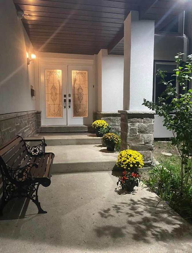 Hannah Nguyen's room