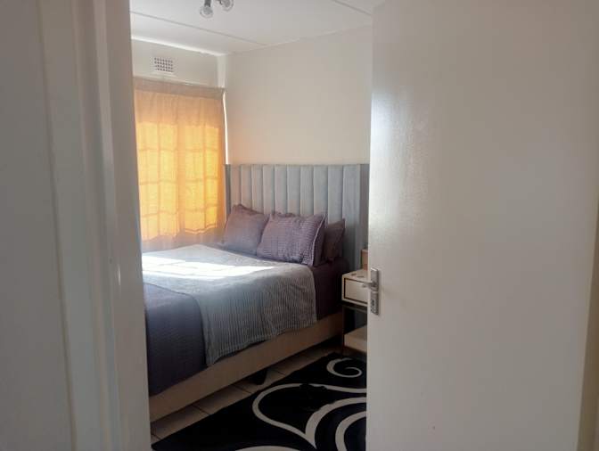 Photo of Johnny Mokhine's room