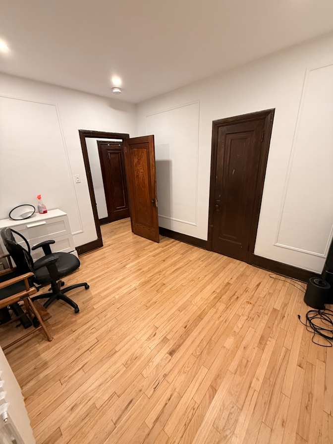 Satansia Musunga's room