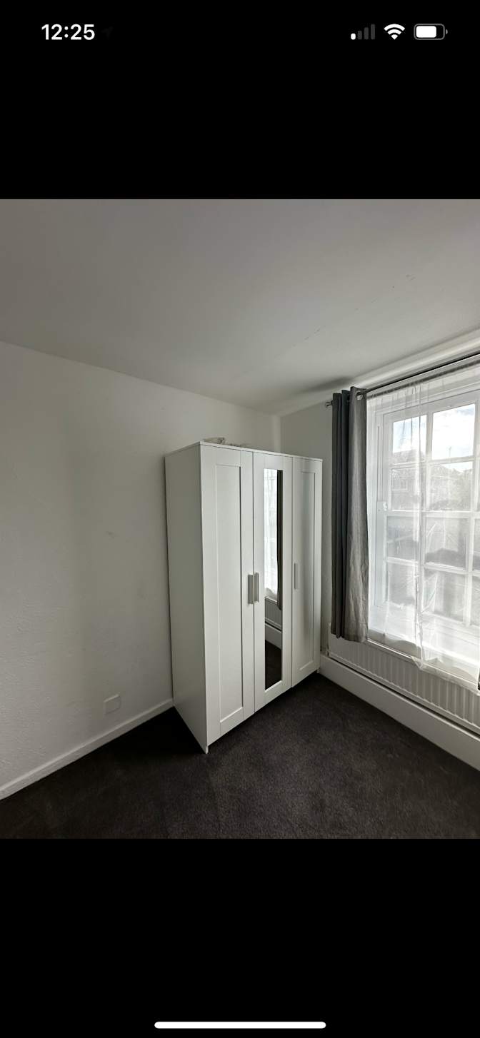 Photo of Keigen Sueishi's room