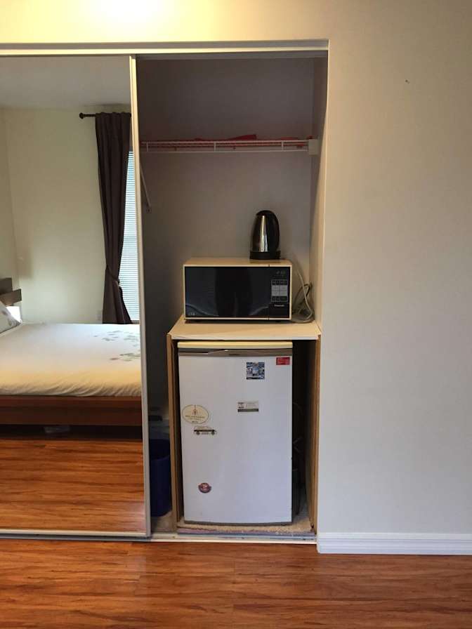 Cléo and Carl's room