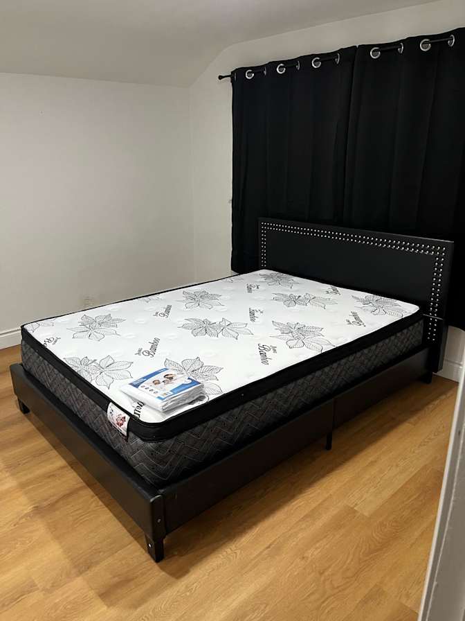 Gurpreet Sandhu's room