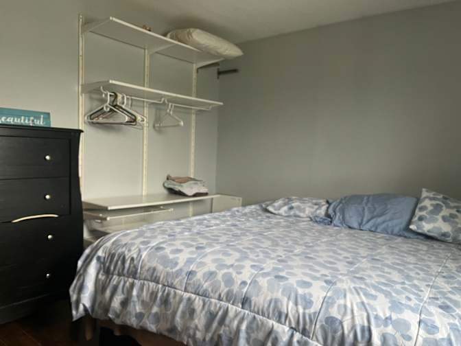 Sallythompson's room