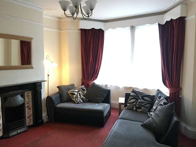 Photo of Robert Webb's room