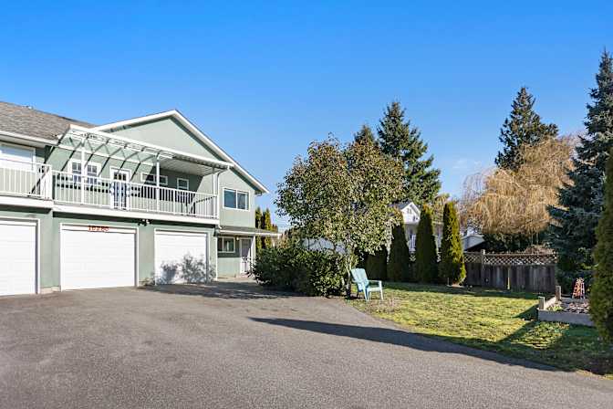 Jennifer Dsouza's room