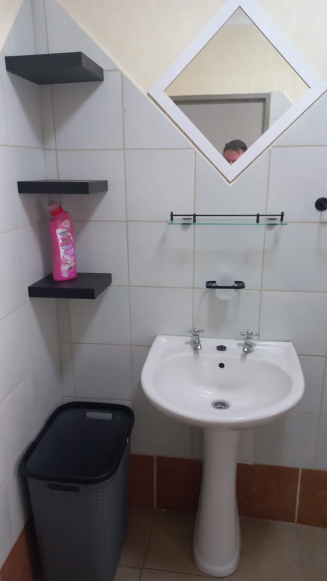 Photo of Willows on Bartlett's room
