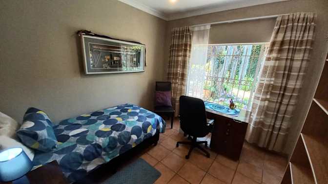 Photo of Bernard's room