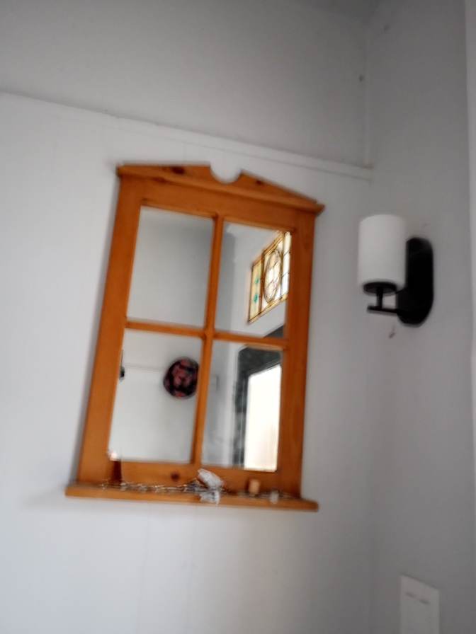 Photo of Ken's room
