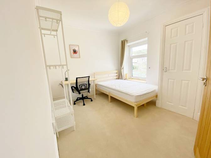 Photo of Leo's room