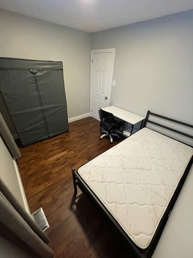 Photo of Jenny's room