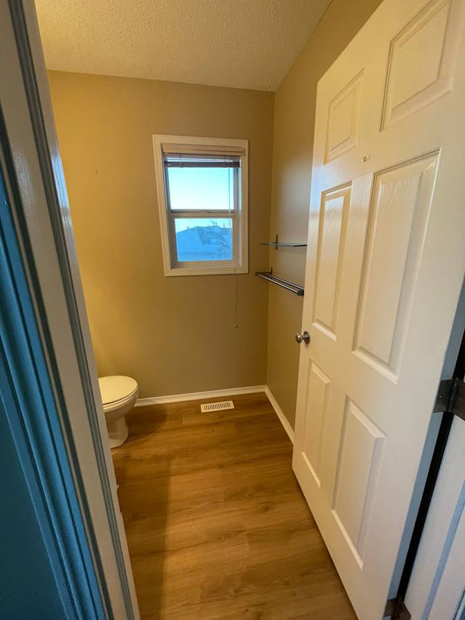 SAMUEL OLAYIWOLA ALUKO's room