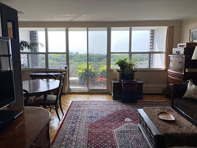 Photo of Cher's room