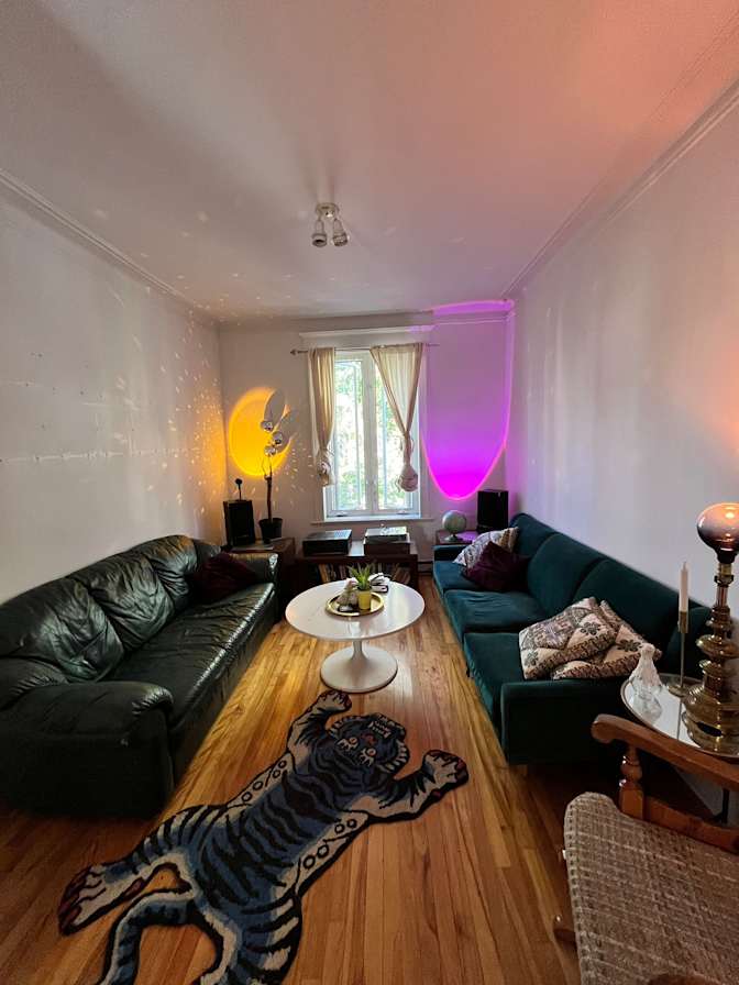 Vanessa Lakhdar's room