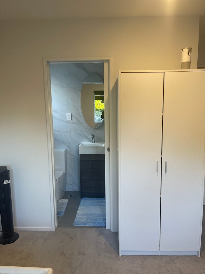 Photo of JENISH GANDHI's room