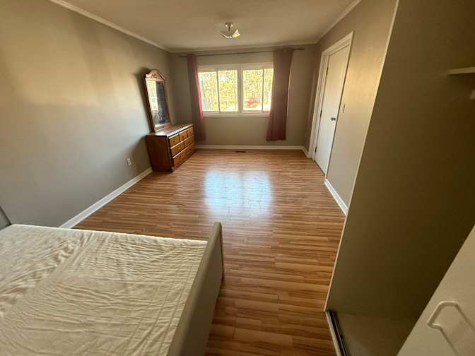 Lisa Vandersar's room