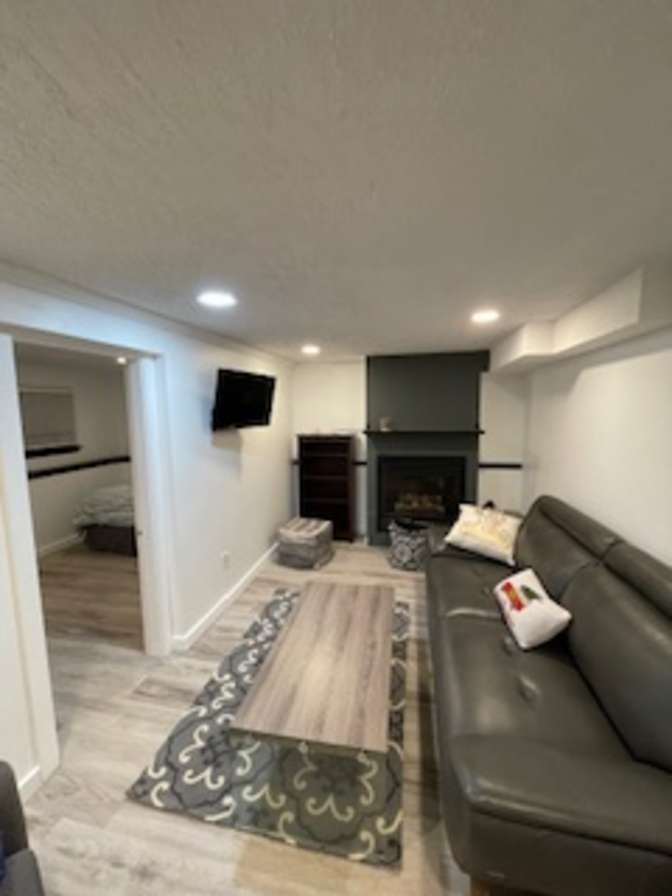 PABLO MERCADO's room