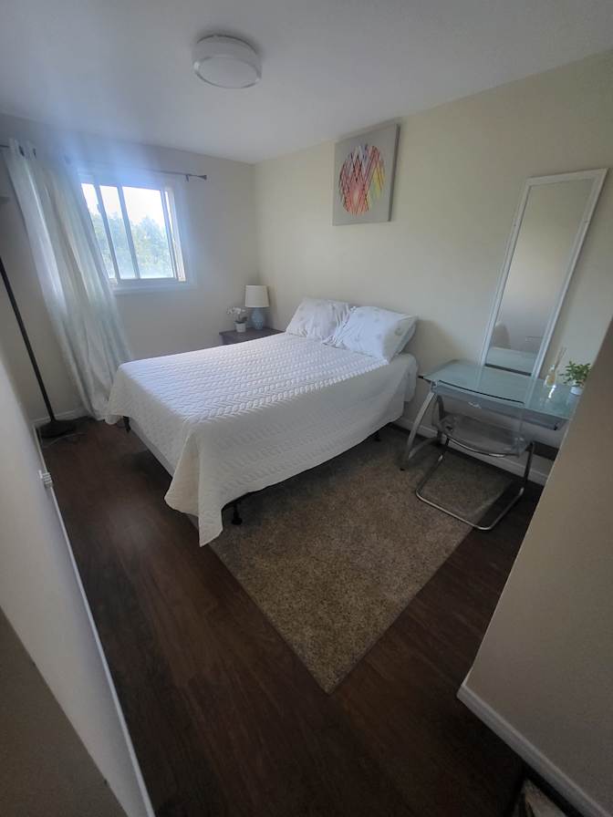 Photo of Cassie W.'s room