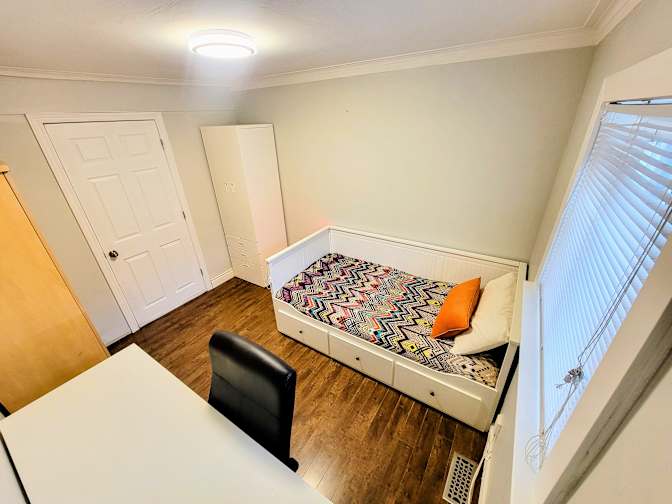 Photo of Arman's room
