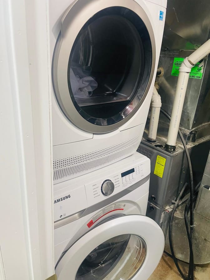 Room share to rent Village Lake Crescent, Brampton,... Roomies.ca