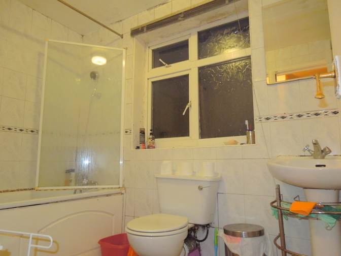 Photo of Kavita's room