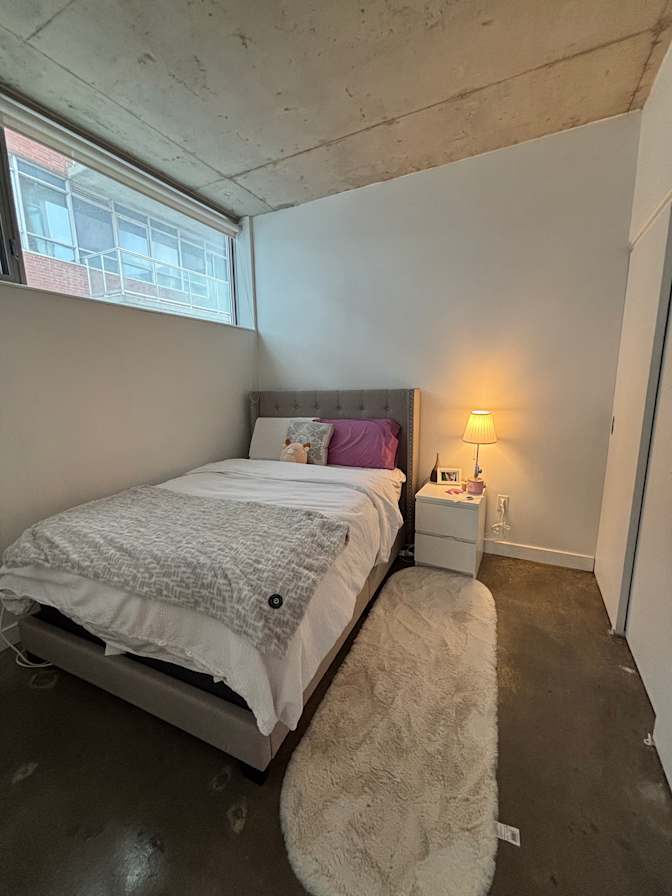 almira gafoor's room