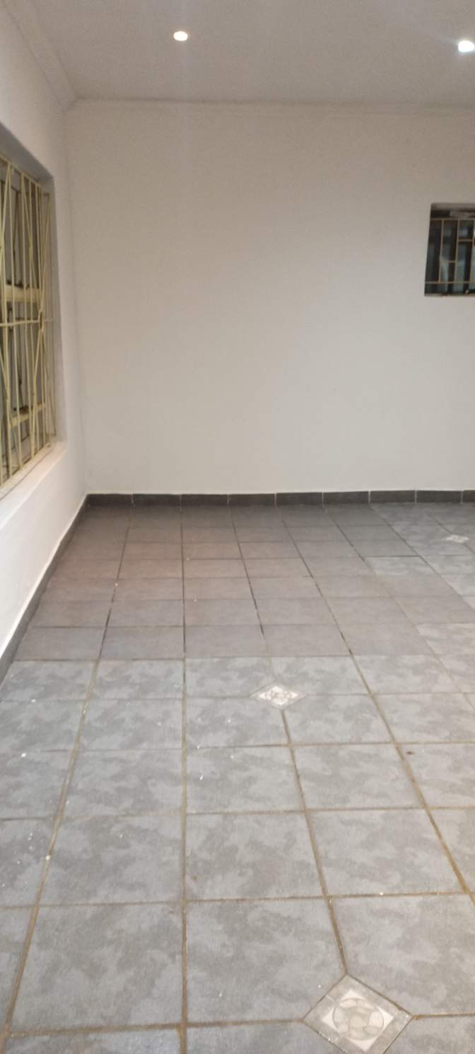 Photo of NEMULALO SOLOMON's room