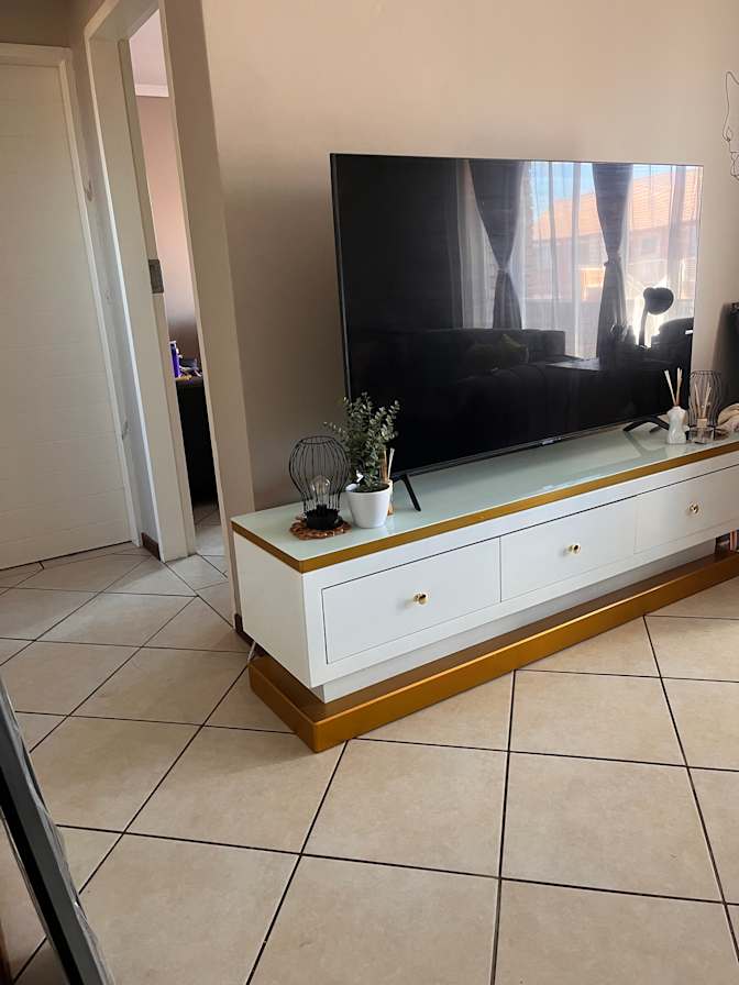 Photo of Nale's room