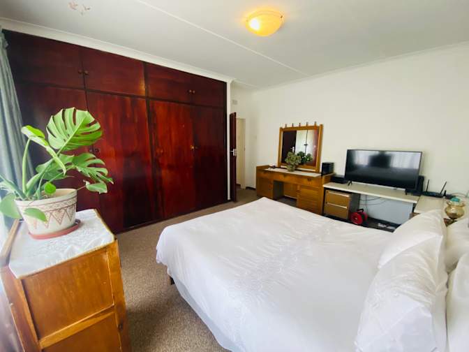 Photo of Tee's room